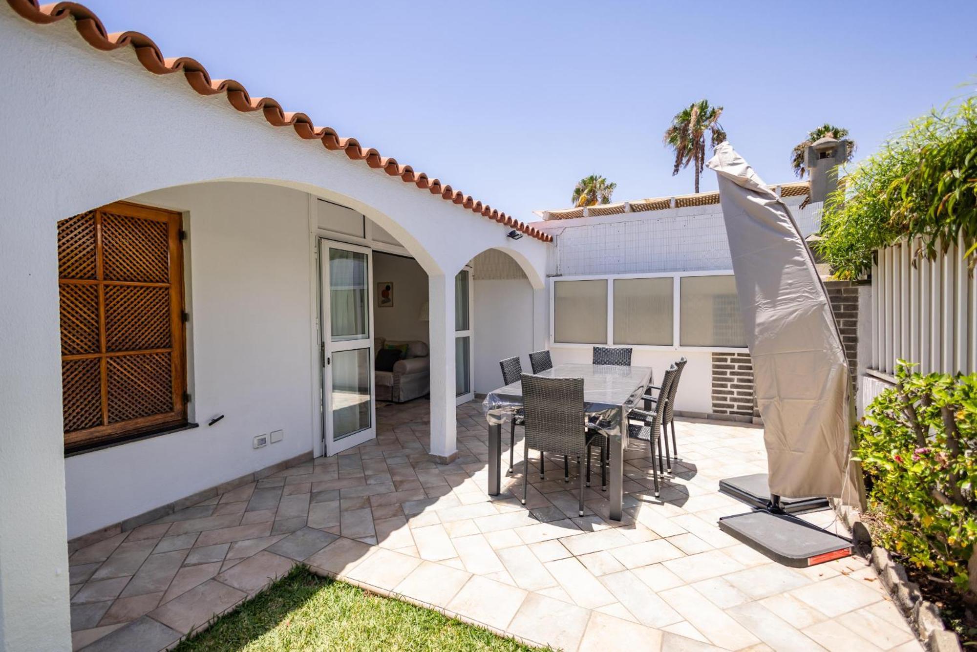 Oasis Holycan - By Gestion Vacacional Canarias San Bartolomé Exterior foto