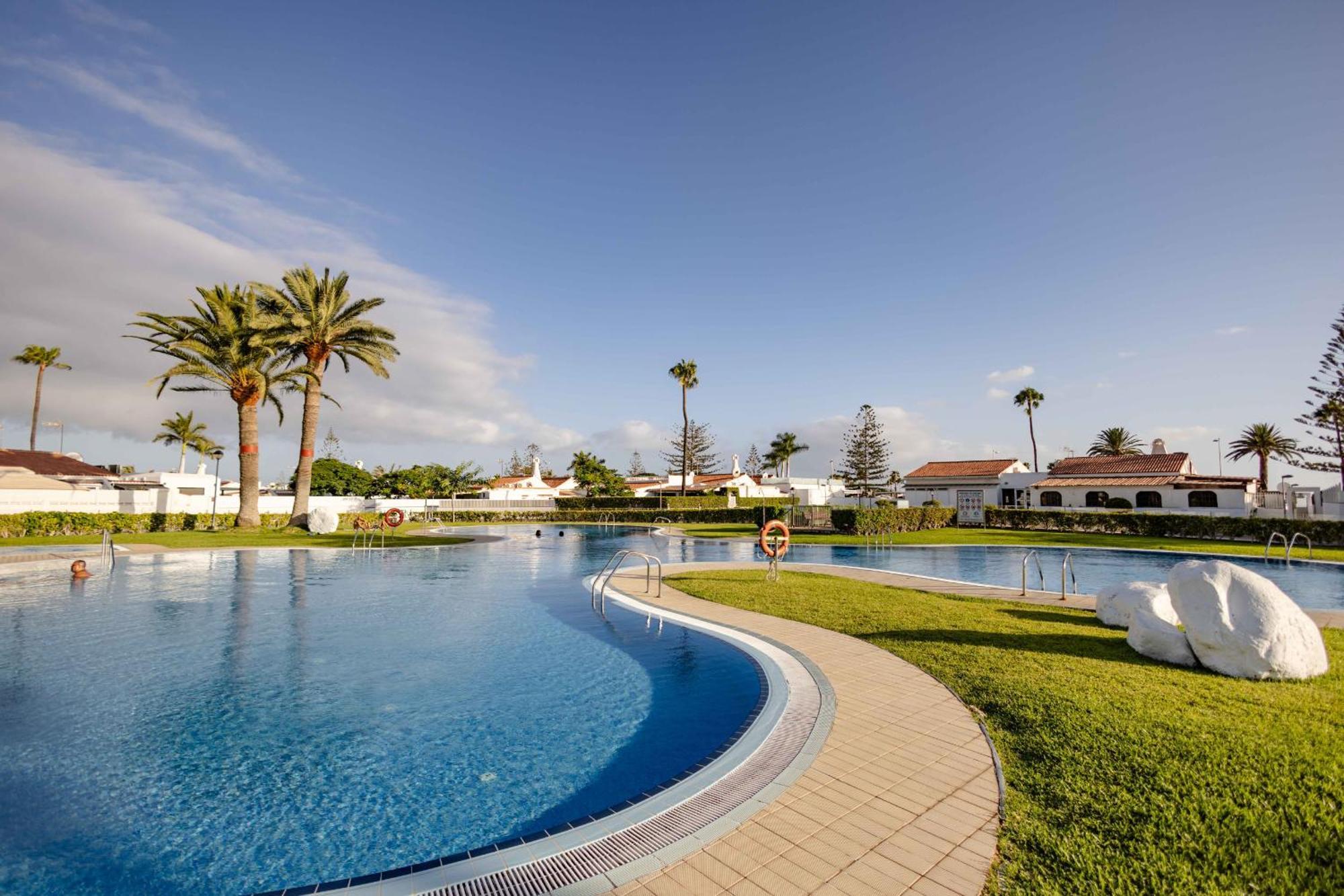 Oasis Holycan - By Gestion Vacacional Canarias San Bartolomé Exterior foto